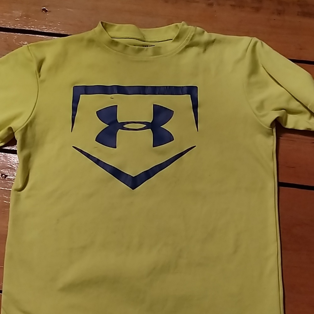 Shirts - Picture 5 of 8